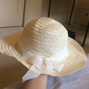 Straw hat